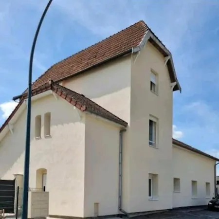 Meublé Quai 1 Voie B Parking Gratuit Apartamento