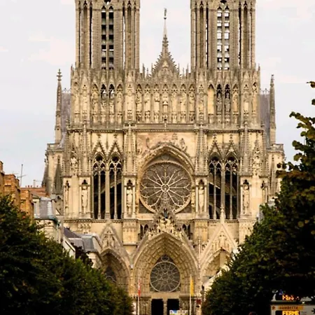 Meublé Quai 1 Voie B Parking Gratuit * Betheniville